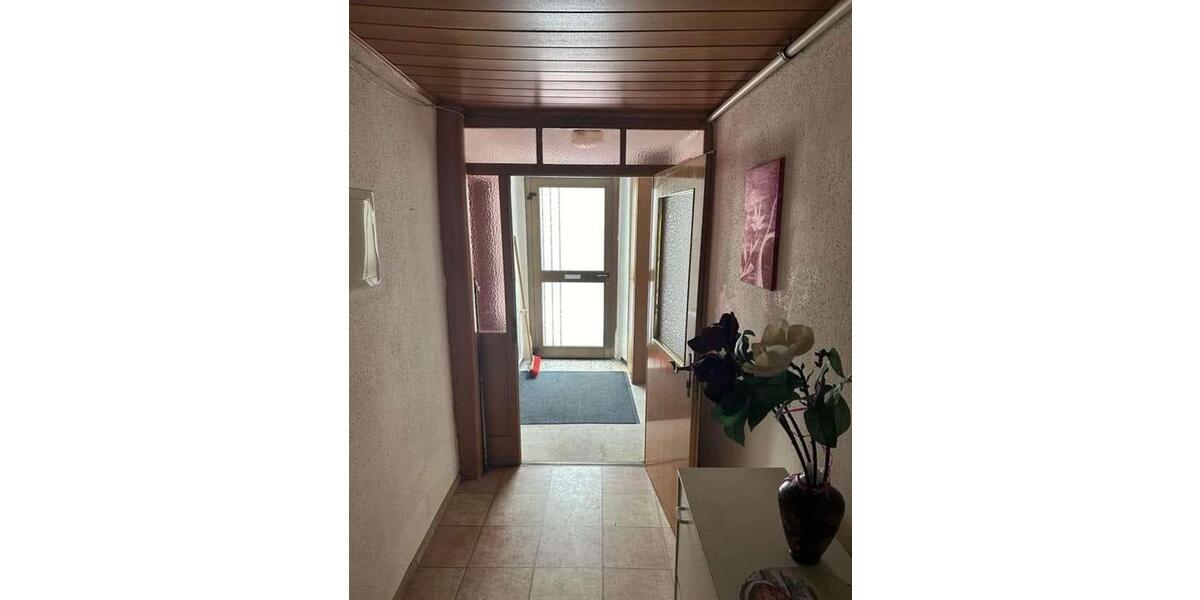Reihenhaus Neunburg vorm Wald - 10 Zimmer, 101 m&sup2;, 130.000&euro; | Angebot:26521373