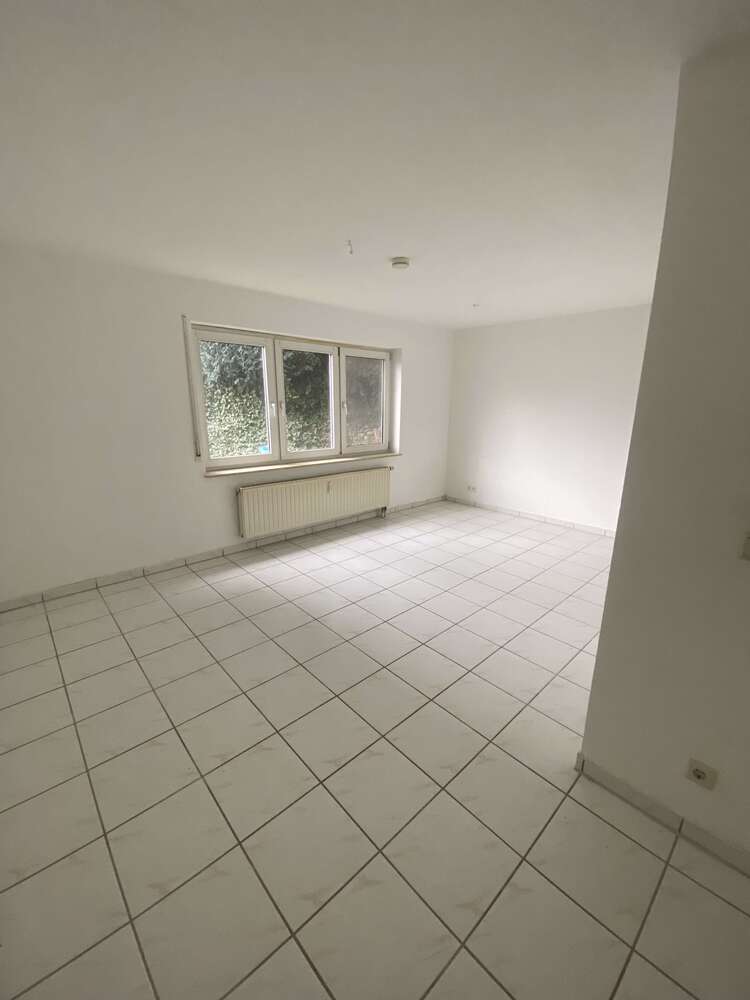 Wohnung zum Mieten in Kieselbronn 350 € 26 m²