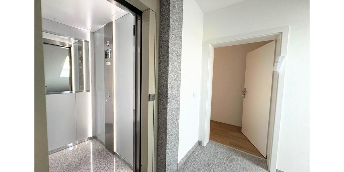 Dachgeschoßwohnung Großmehring - 3 Zimmer, 78 m&sup2;, 379.000&euro; | Angebot:26834921