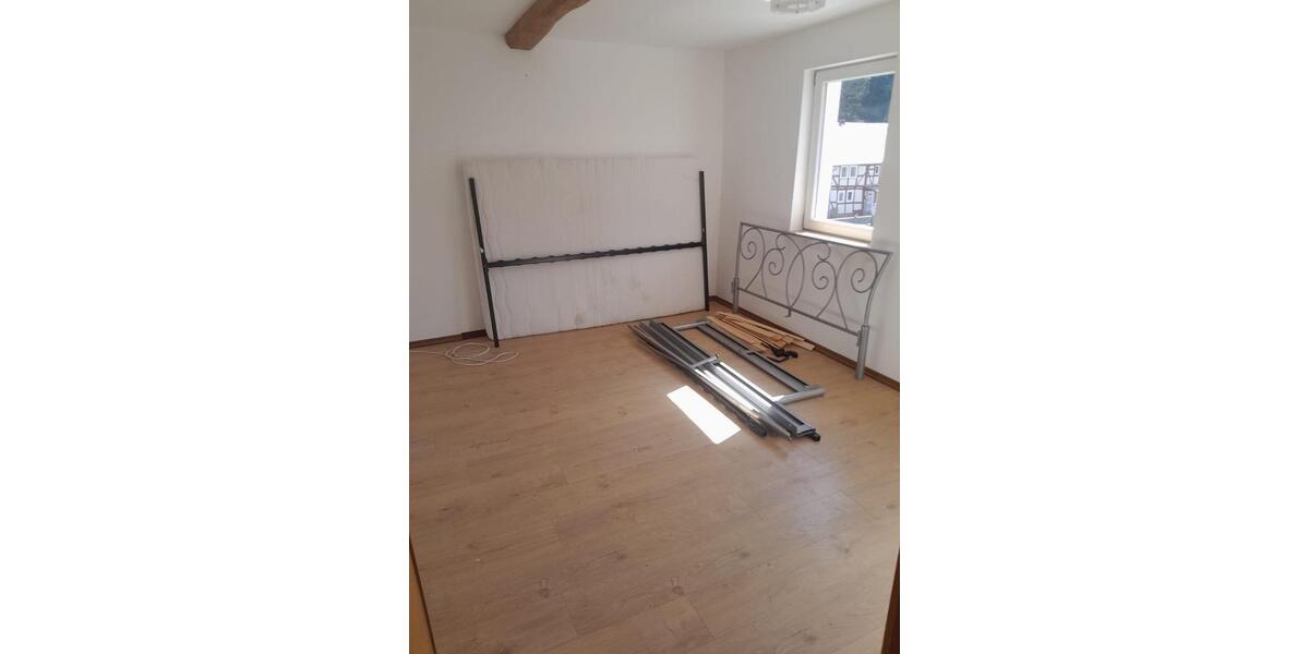 Etagenwohnung Hessisch Lichtenau - 4 Zimmer, 95 m&sup2;, 1.000&euro; | Angebot:26150191