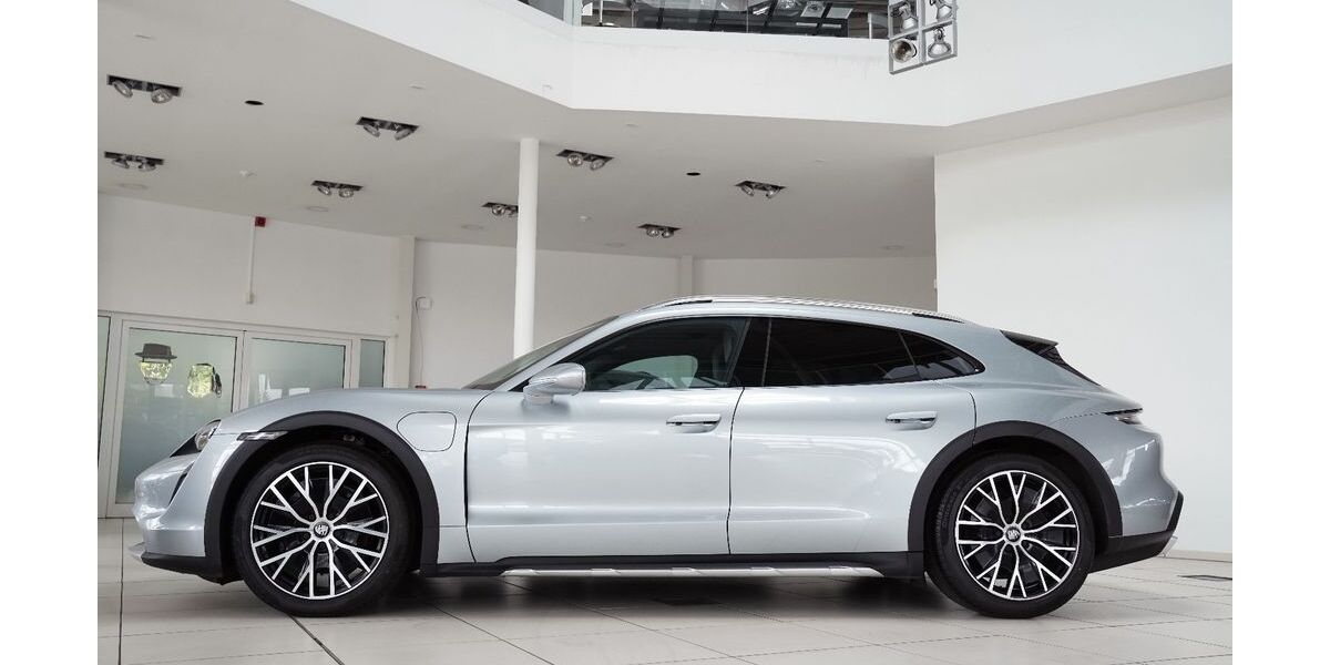 Porsche Taycan 99.900 km 54.480 &euro; Garbsen 30823