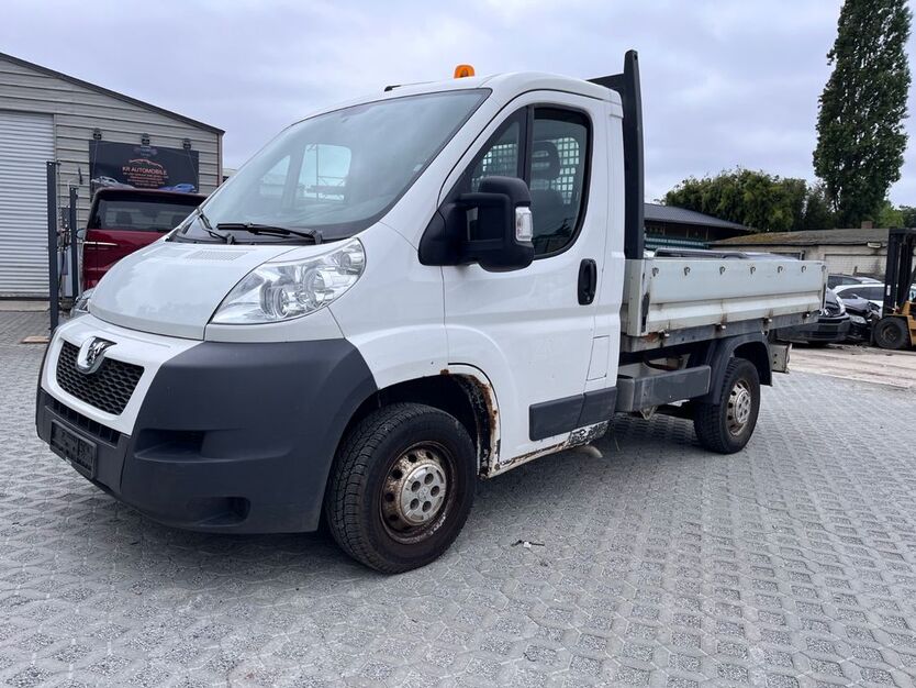 Peugeot Boxer 82.334 km 5.790 € Berlin 14167