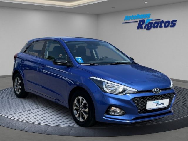 i20