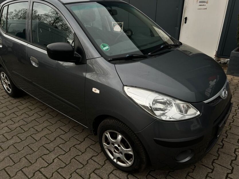 Hyundai i10 118.000 km 2.200 € Hamm 59077