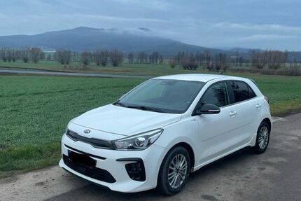 Kia Rio 49.026 km 15.800 &euro; Römhild 98630