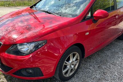 Seat Ibiza 202.345 km 1.399 &euro; München 81929