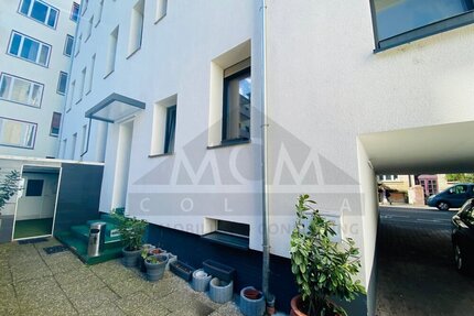 #VERKAUFT# 2015 kernsanierte BeherbergungsImmobilie in Offenbach-Mitte mit 23 Zimmer (40 Betten) und Ausbaureserve.
