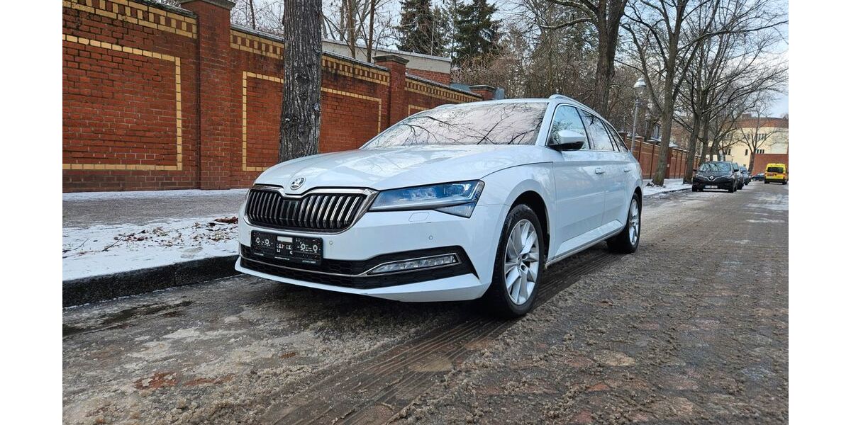 Skoda Superb 182.825 km 16.700 &euro; Berlin 12099
