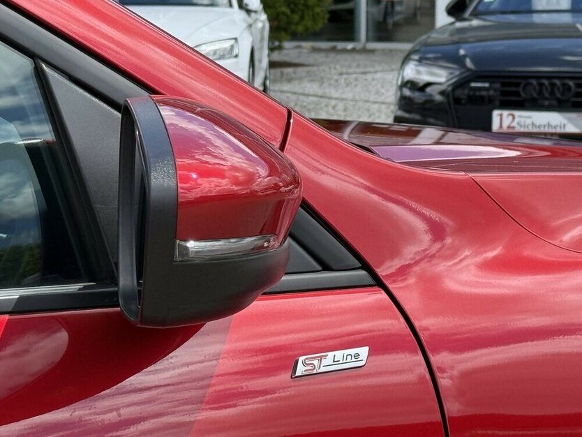 Kuga 2.5 HYBRID ST-LINE X/PANORAMA/KAMERA/1.HAND