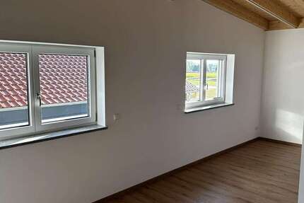 Haus zum Mieten in Winzer 1.250 € 130 m² 4 zimmer