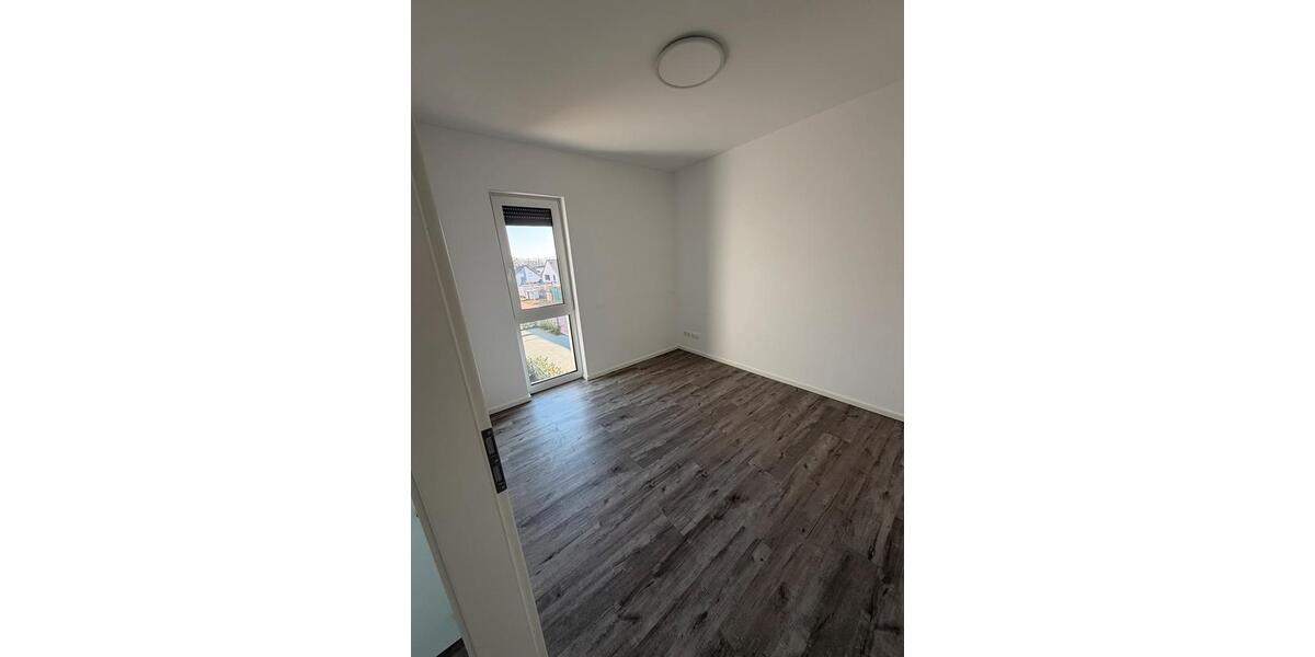 Doppelhaushälfte Gifhorn - 5 Zimmer, 130 m&sup2;, 1.400&euro; | Angebot:25372278