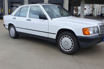 Mercedes-Benz 190 170.000 km 8.700 &euro; Ludwigsburg 71640