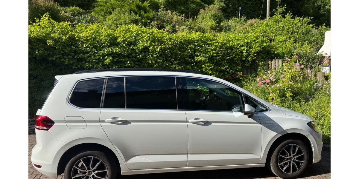 VW Touran 49.500 km 27.200 &euro; Rosenheim 83024