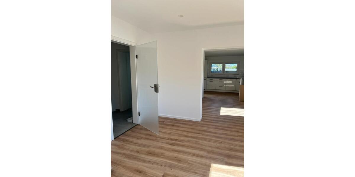 Doppelhaushälfte Hohenhameln - 5 Zimmer, 140 m&sup2;, 1.340&euro; | Angebot:25176697