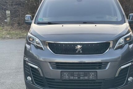 Peugeot Traveller 134.000 km 19.800 &euro; Herford 32051