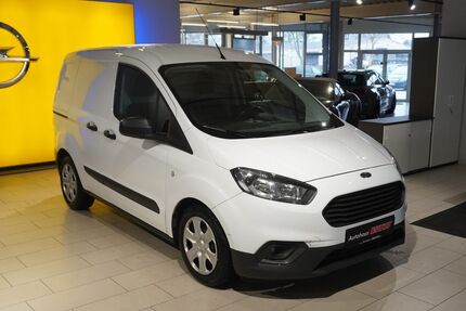 Ford Tourneo Courier 106.375 km 9.490 &euro; Hollenstedt 21279