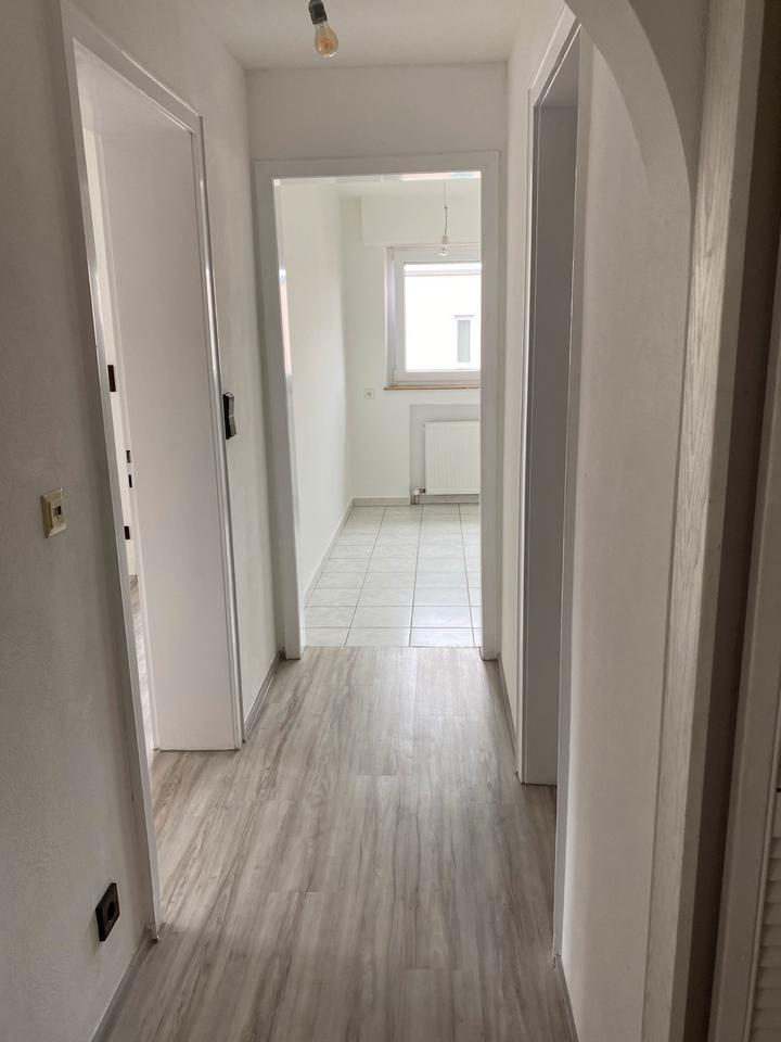 Lichtdurchflute 2-Zimmerwohnung frisch renoviert Schorndorf zimmer