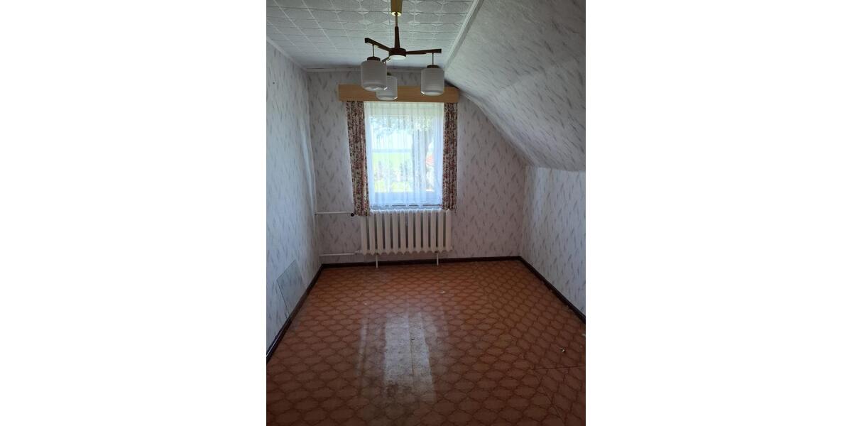 Einfamilienhaus mit Grundstück, Scheune in OSTPRIGNITZ-RUPPIN! 8 zimmer