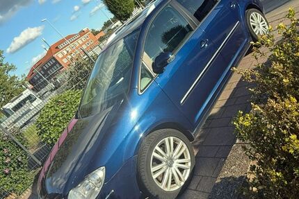 VW Touran 288.368 km 2.600 € Ganderkesee 27777
