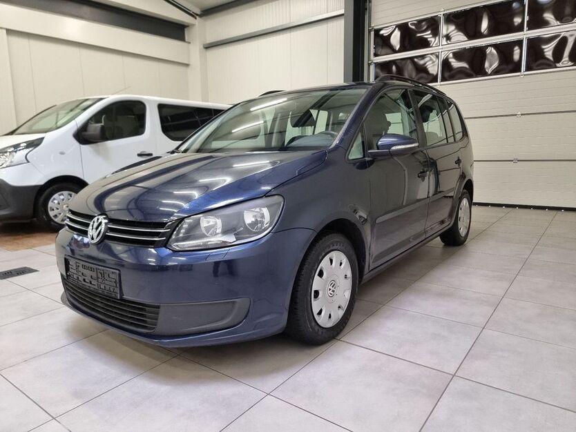 VW Touran 280.956 km 4.990 € Steinfeld 49439