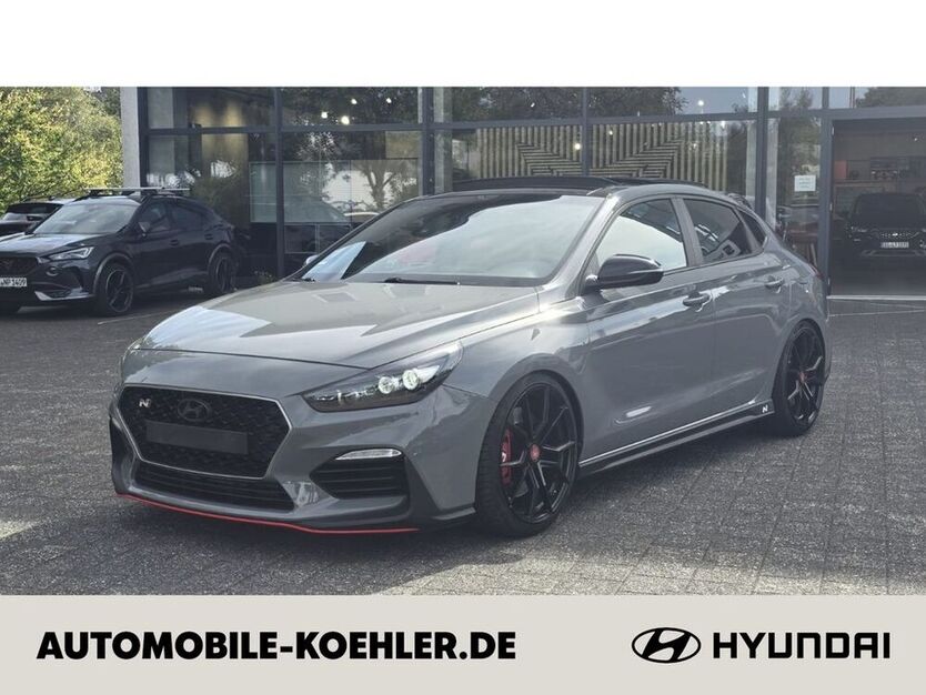 i30