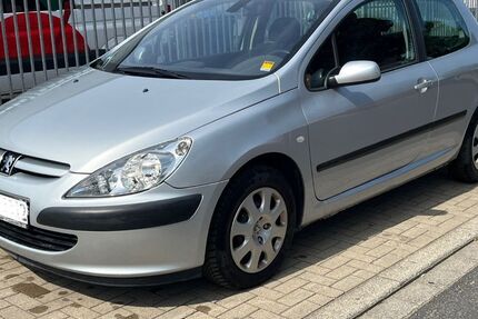Peugeot 307 165.000 km 1.950 € Neuss 41460