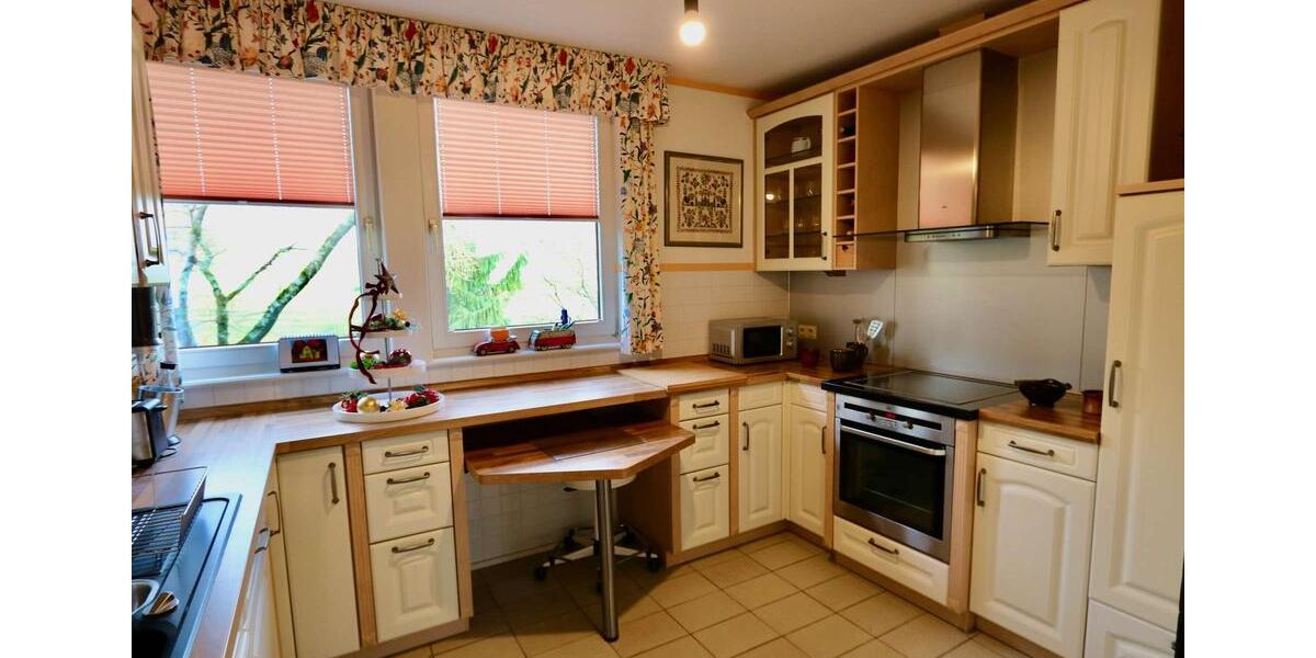 Etagenwohnung Overath - 3 Zimmer, 100 m&sup2;, 1.000&euro; | Angebot:24992525