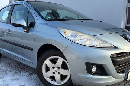 Peugeot 207 86.000 km 4.490 &euro; Fürth 90768