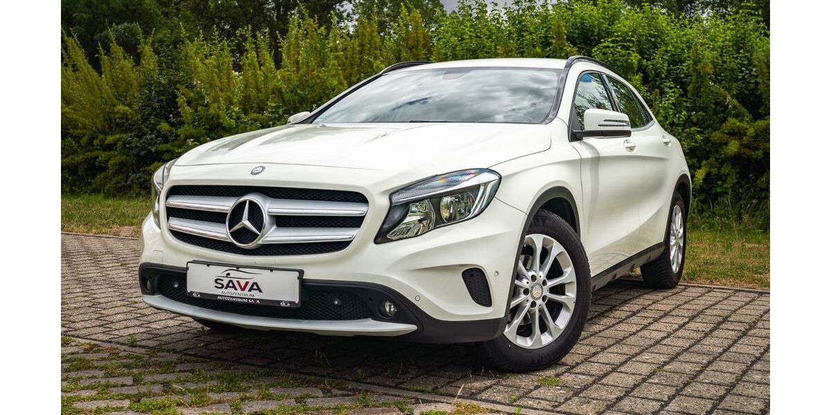 Mercedes-Benz GLA 200 152.300 km 11.490 &euro; Oestrich-Winkel 65375