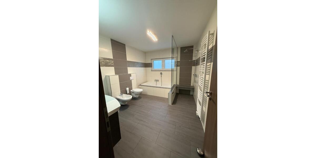 Reihenhaus Schifferstadt - 6 Zimmer, 209 m&sup2;, 660.000&euro; | Angebot:25102036