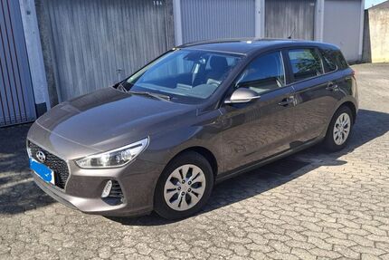 Hyundai i30 79.000 km 9.600 &euro; Bamberg 96049