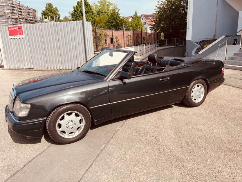 Mercedes-Benz CE 300 204.000 km 19.900 € Korntal-Münchingen 70825