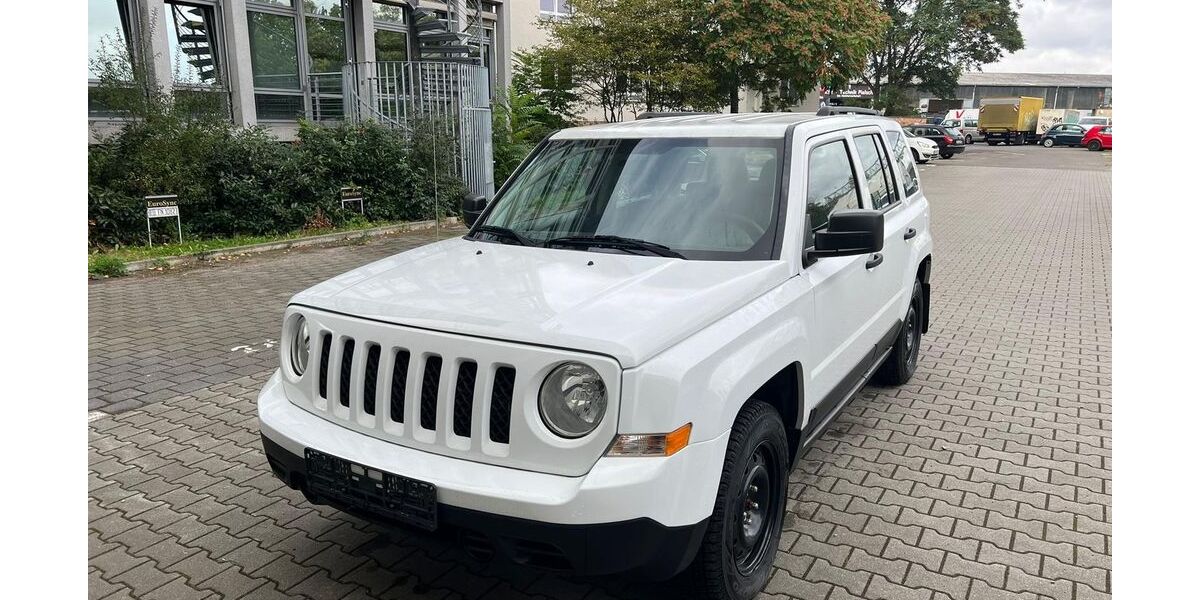 Jeep Patriot 34.500 km 11.490 &euro; Berlin 12277