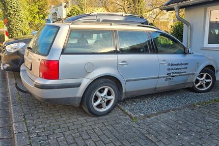 VW Passat 283.372 km 995 &euro; Kenn 54344