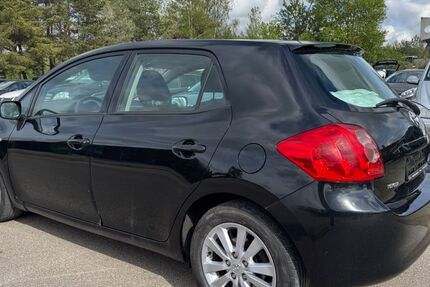 Toyota Auris 223.000 km 1.800 &euro; Abensberg 93326
