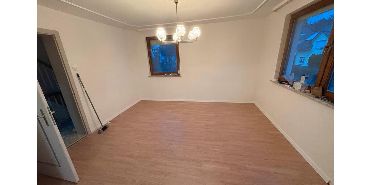 Doppelhaushälfte Burladingen - 3 Zimmer, 115 m&sup2;, 950&euro; | Angebot:24645866