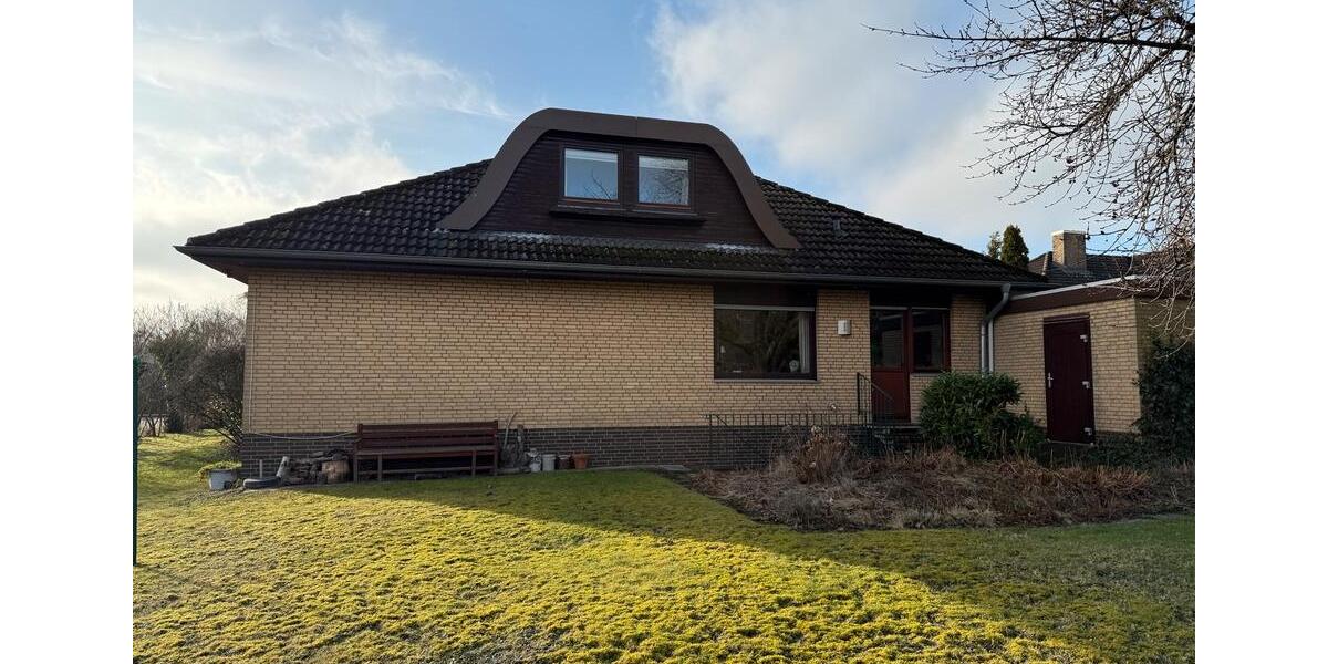 Einfamilienhaus Zeven - 5 Zimmer, 137 m&sup2;, 349.000&euro; | Angebot:26025350