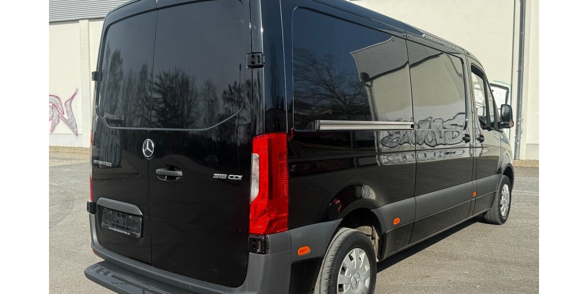 Mercedes-Benz Sprinter 315 CDI 26.951 km 29.990 &euro; Berlin 10178