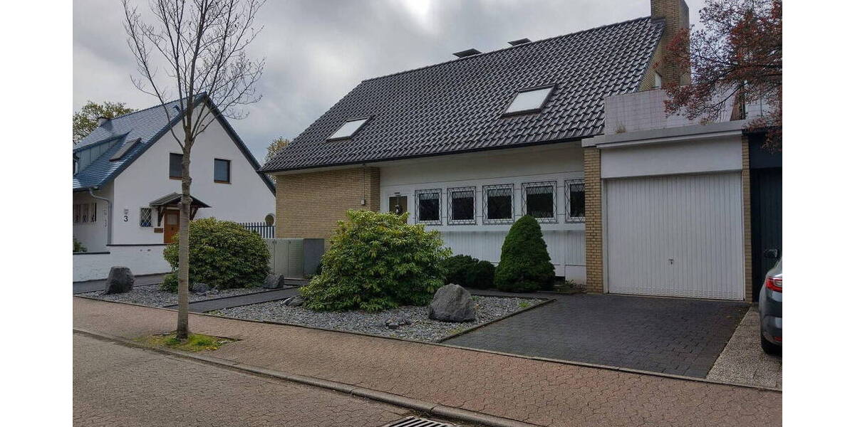 Einfamilienhaus Ratingen-Lintorf Lintorf - 7 Zimmer, 187 m&sup2;, 725.000&euro; | Angebot:26318909