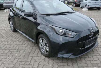 Mazda 2 19.800 km 21.990 &euro; Massen 03238