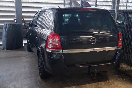 Opel Zafira 197.000 km 3.000 &euro; München 80933