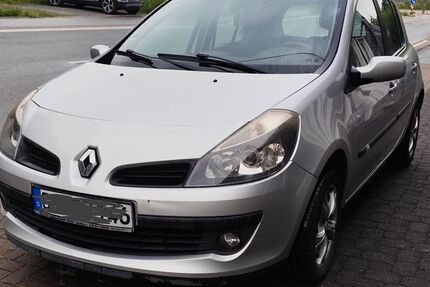 Renault Clio 181.000 km 1.500 &euro; Waldbröl 51545