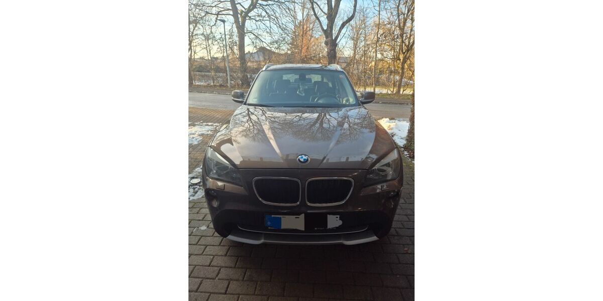 BMW X1 270.000 km 5.500 &euro; Hüfingen 78183