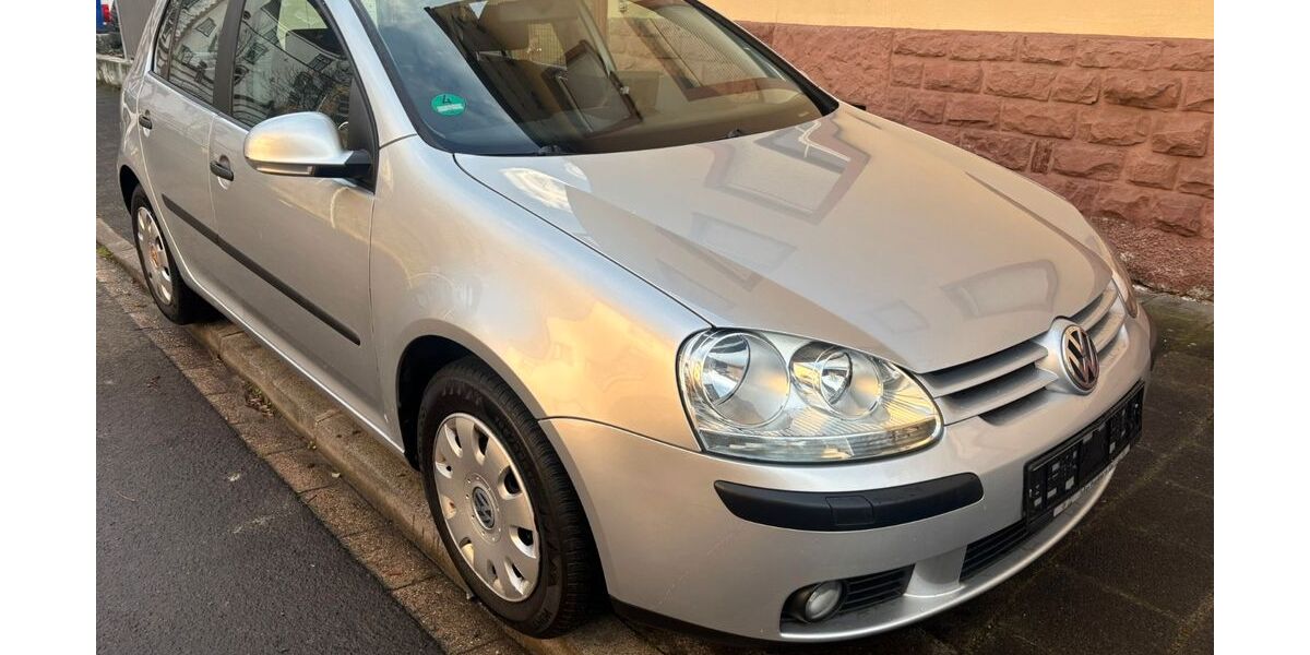 VW Golf 155.000 km 2.999 &euro; Worms 67550