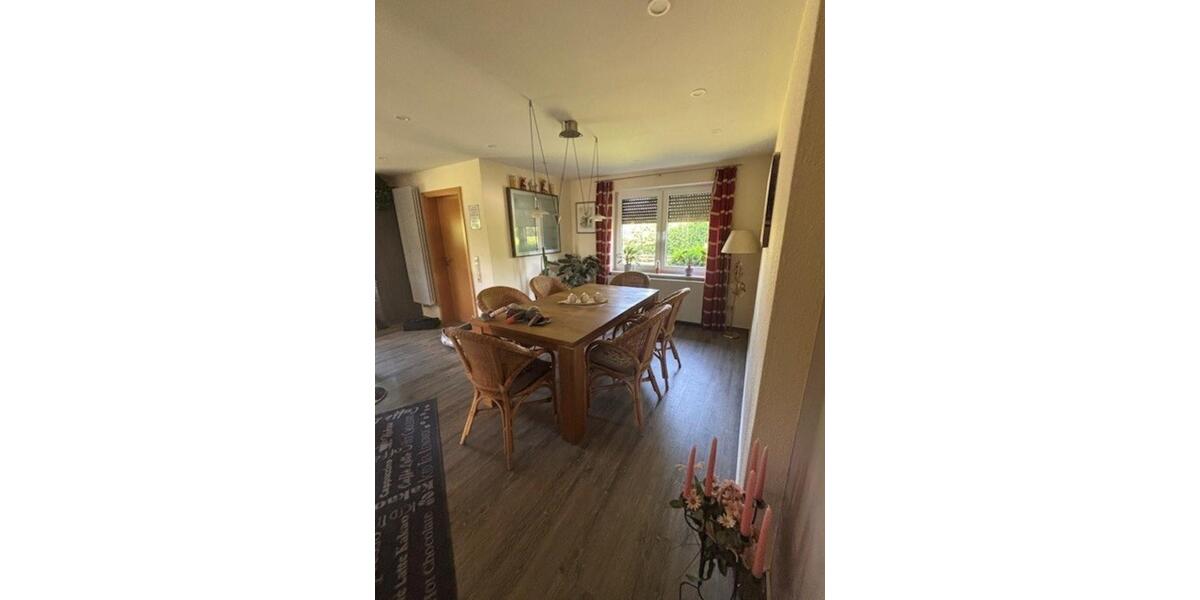 Erdgeschoßwohnung Gerabronn - 6 Zimmer, 140 m&sup2;, 279.000&euro; | Angebot:21271276