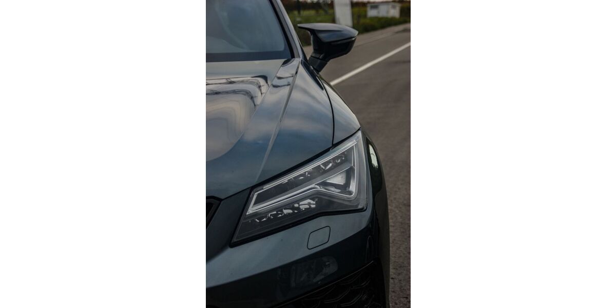 Cupra Ateca 107.000 km 24.700 &euro; Vaihingen Enz 71665