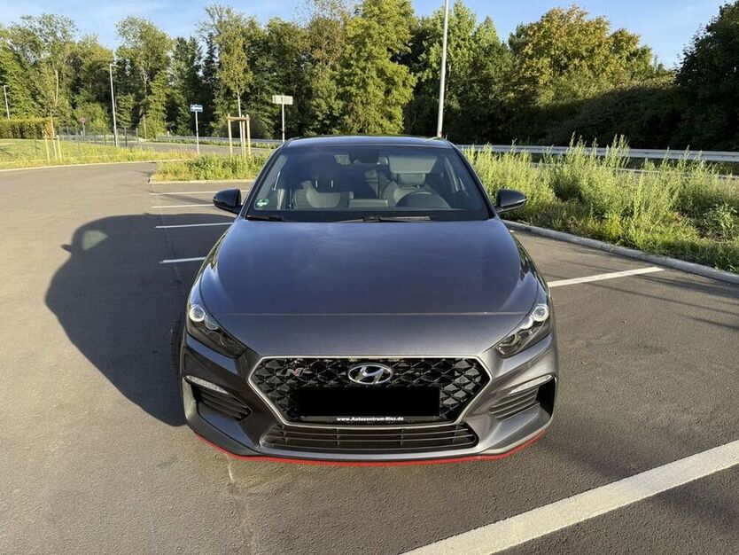 i30