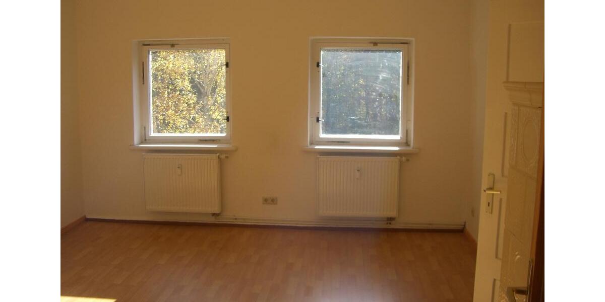 Dachgeschoßwohnung Lauchhammer - 5 Zimmer, 80 m&sup2;, 485&euro; | Angebot:26417136