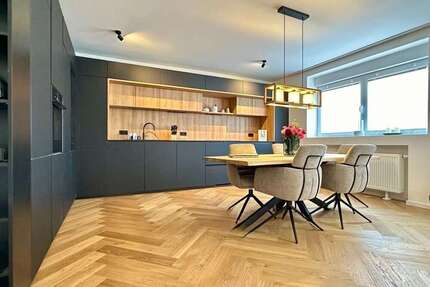 Wohnung zum Mieten in Düsseldorf Oberkassel 2.500 € 92 m²