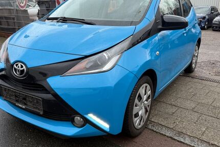 Toyota Aygo (X) 12.500 km 8.200 &euro; Bremen 28217